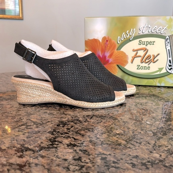 easy street Shoes - Easy street black Linen Stacy wedge espadrilles sandals 8 NIB